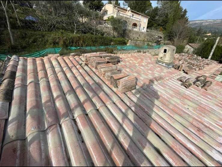 toiture en travaux